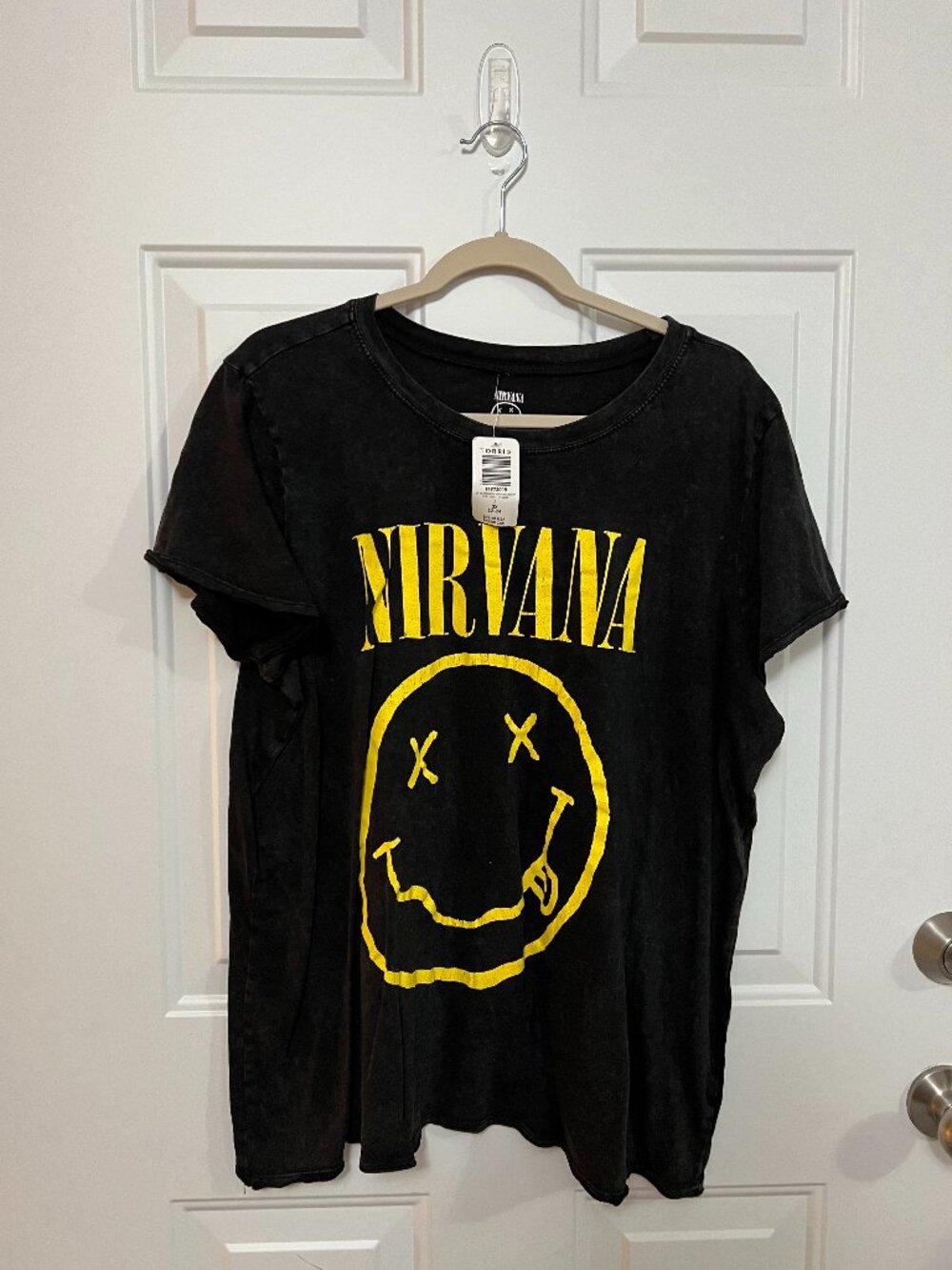 Torrid Nirvana Mineral Wash Smiley Graphic Tee 3 22/24 NWT